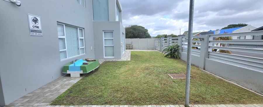 4 Bedroom Property for Sale in Franskraal Western Cape